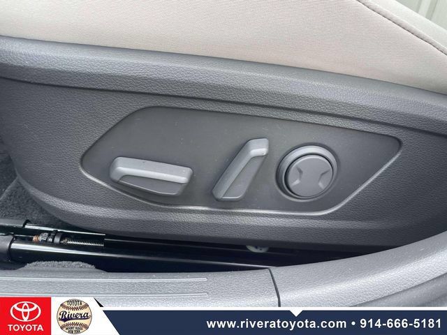 Used 2024 Hyundai Sonata SEL w/ Convenience Package FWD image 19