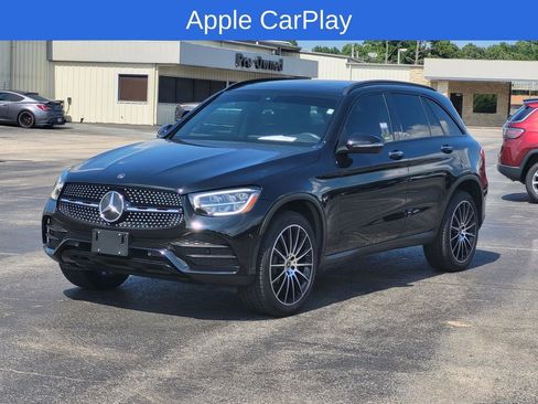 Used 2021 Mercedes-Benz GLC 300 image 3