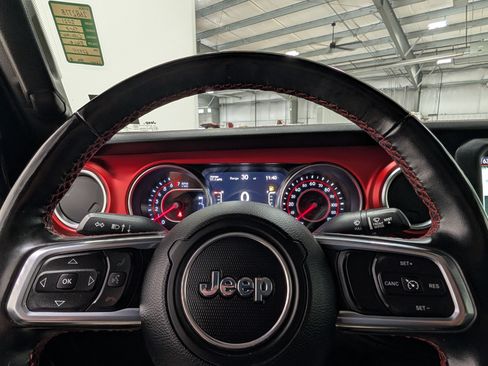 Used 2021 Jeep Gladiator Rubicon AWD/4WD image 28