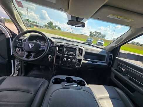 Used 2018 RAM 3500 Tradesman w/ Power & Remote Entry Group RWD image 12