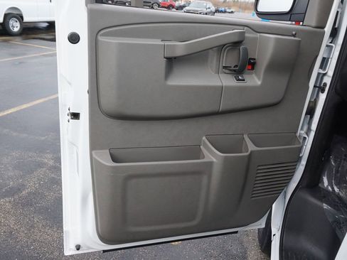 New 2025 Chevrolet Express 2500 w/ Driver Convenience Package RWD image 16