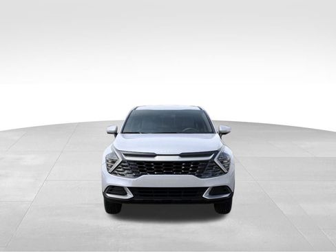 Used 2025 Kia Sportage EX image 2
