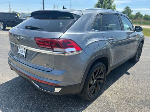 Used 2023 Volkswagen Atlas Cross Sport SE w/ Panoramic Sunroof Package AWD/4WD image 5