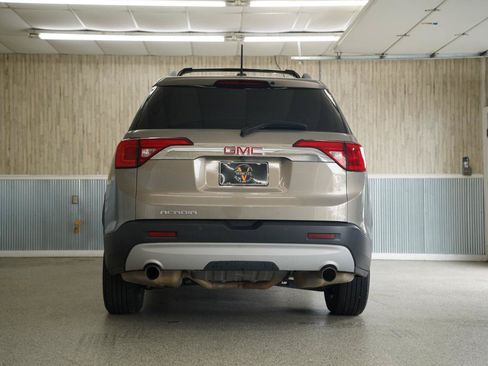 Used 2019 GMC Acadia SLT FWD image 8