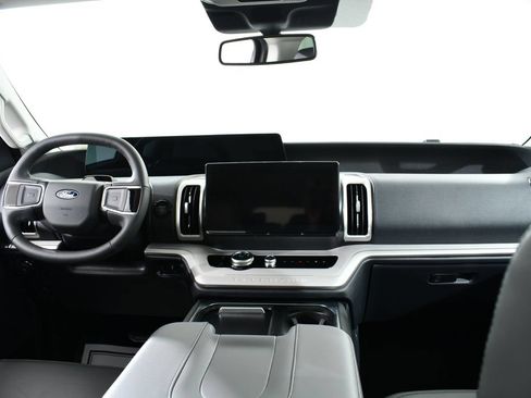 New 2027 Ford Expedition Max Active AWD/4WD image 7