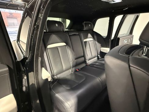 Used 2023 Rolls-Royce Cullinan image 60