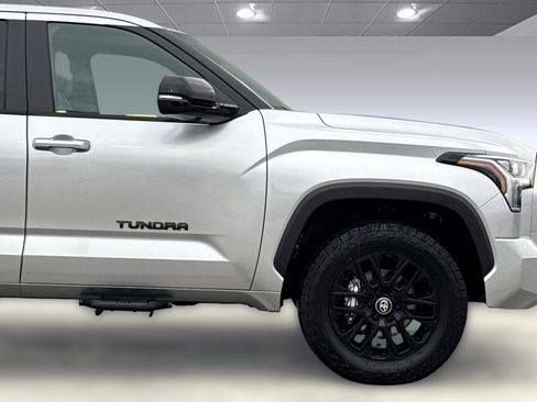 Certified 2025 Toyota Tundra Limited image 33