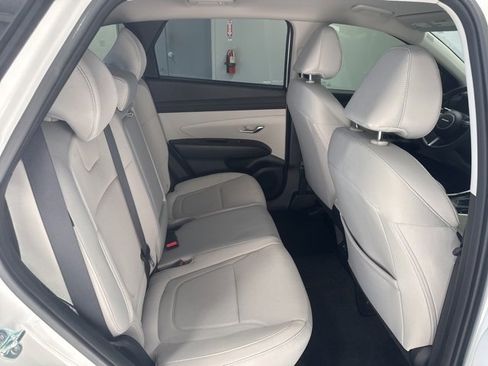 Certified 2025 Hyundai Tucson SEL image 18