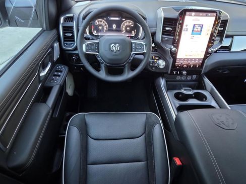 New 2026 RAM 1500 Laramie AWD/4WD image 14