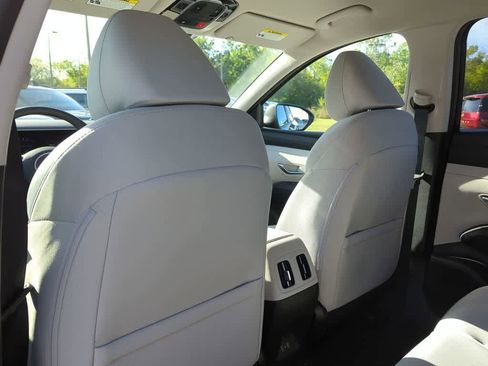 New 2026 Hyundai Tucson SEL FWD image 19
