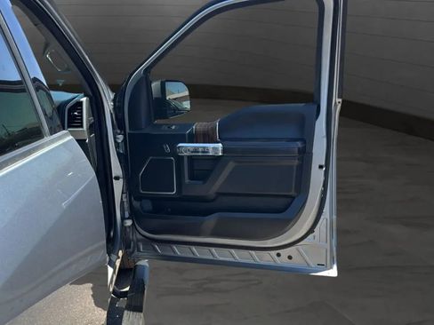 Used 2020 Ford F150 Lariat RWD image 40