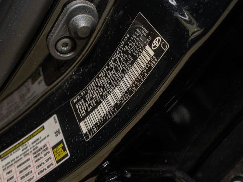 Used 2024 Toyota Corolla LE image 19