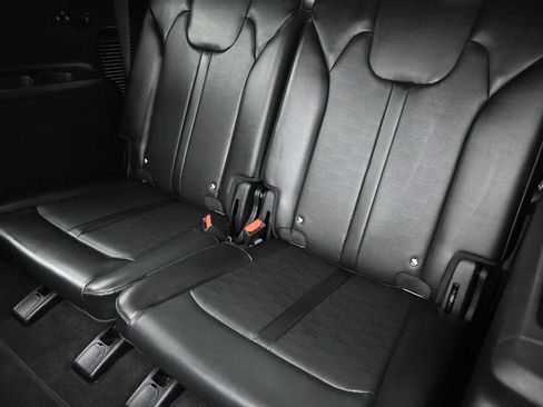 Used 2025 Kia Sorento S w/ Panoramic Sunroof Package FWD image 22
