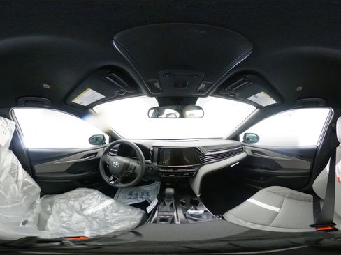 New 2026 Toyota Camry SE image 33