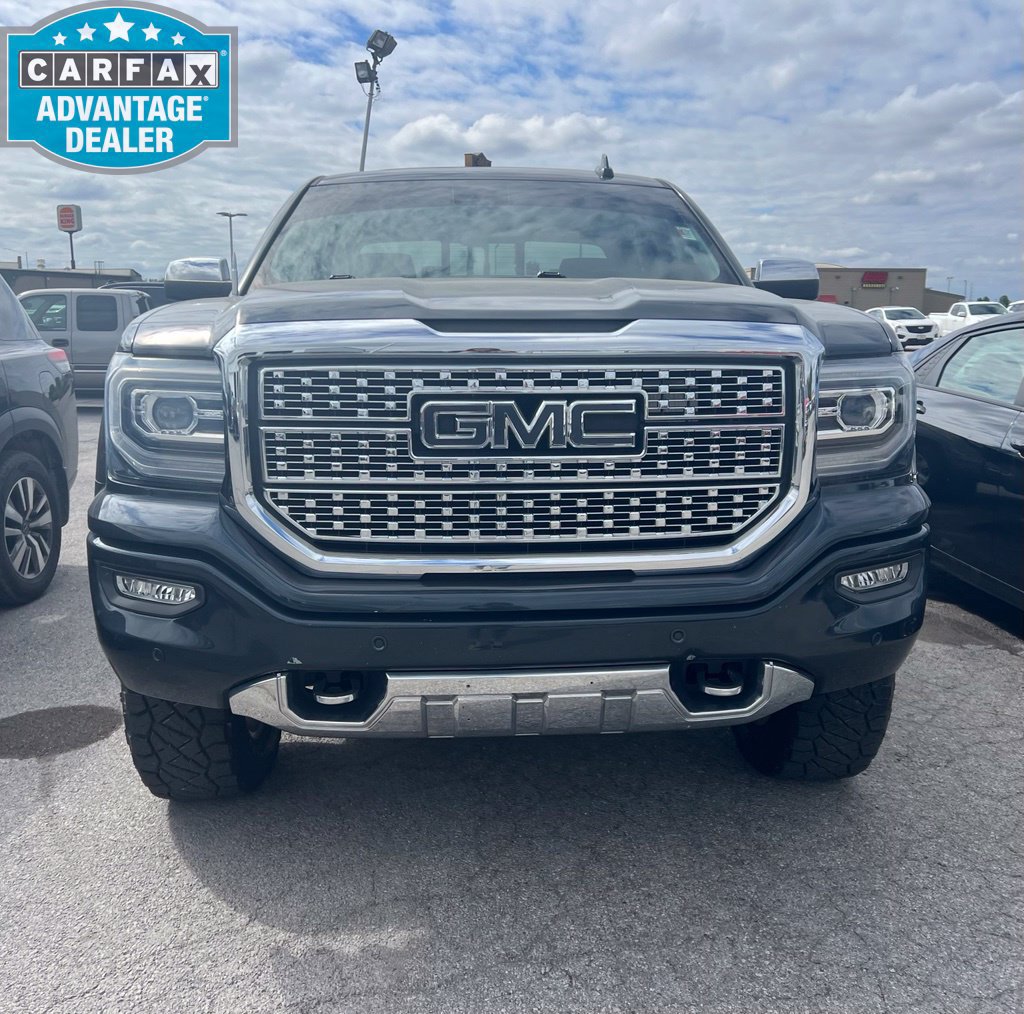 Used 2018 GMC Sierra 1500 Denali w/ Denali Ultimate Package AWD/4WD image 2
