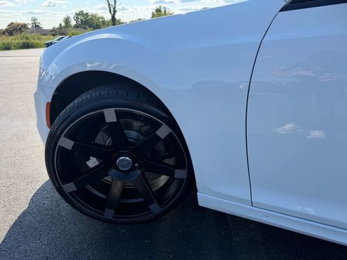 Used 2016 Chrysler 300 S RWD image 43