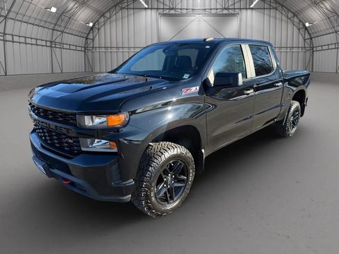 Used 2021 Chevrolet Silverado 1500 Custom Trail Boss w/ LPO, Dark Essentials Package image 11