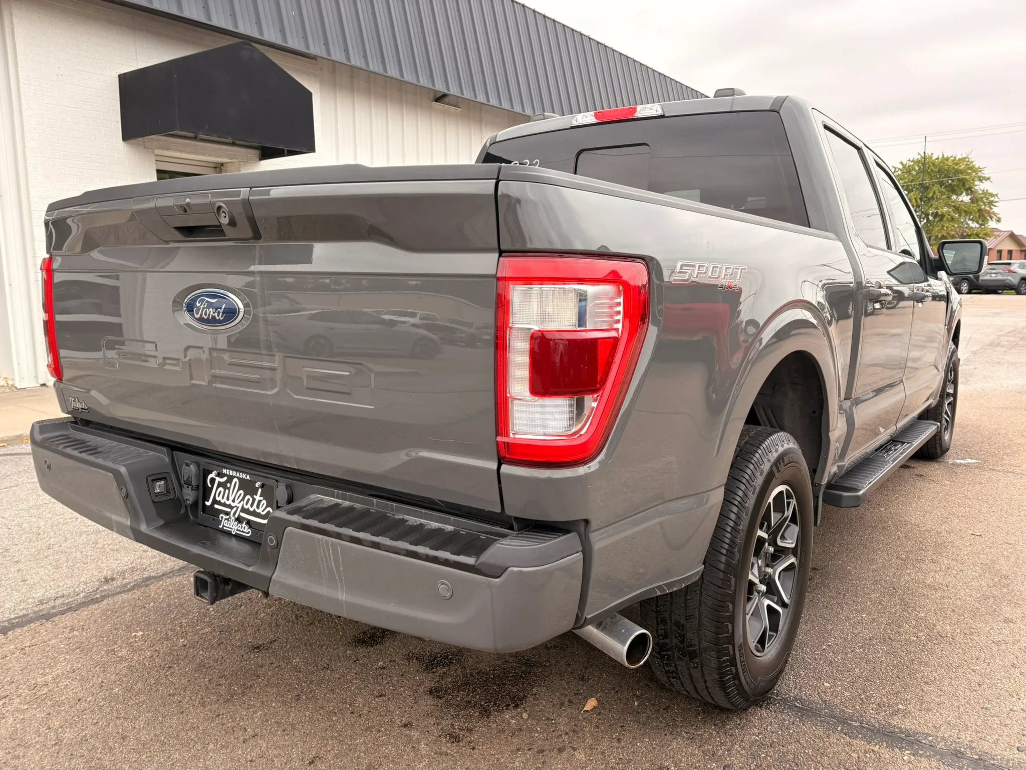Used 2021 Ford F150 Lariat AWD/4WD image 7
