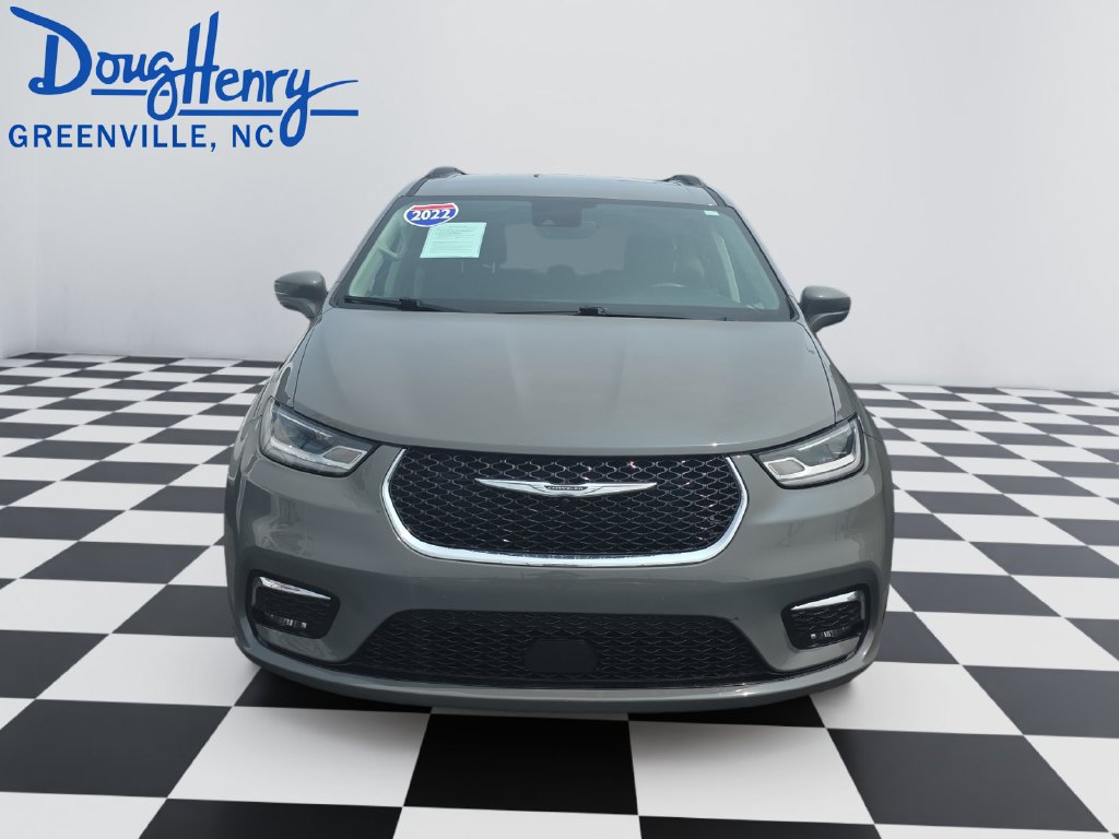 Used 2022 Chrysler Pacifica Touring-L FWD image 8