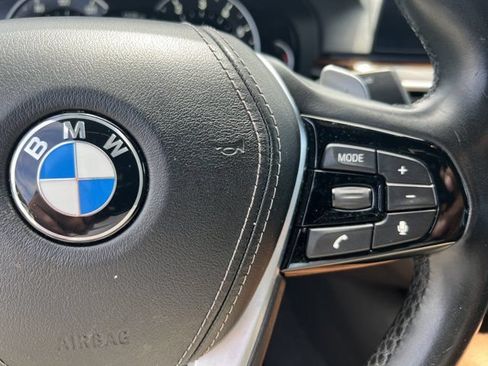Used 2017 BMW 530i xDrive AWD/4WD image 35