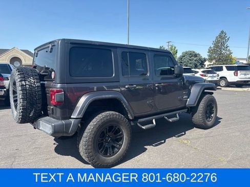 Used 2018 Jeep Wrangler Unlimited Sahara w/ Cold Weather Group AWD/4WD image 6