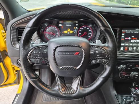 Used 2017 Dodge Charger R/T image 26