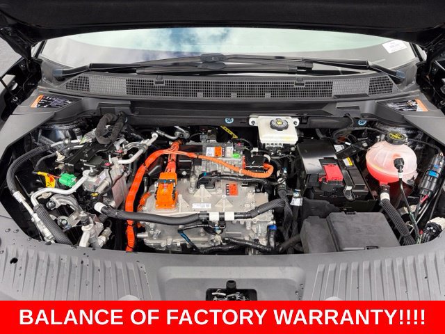 Used 2024 Chevrolet Equinox EV LT w/ LPO, Active Package FWD image 11