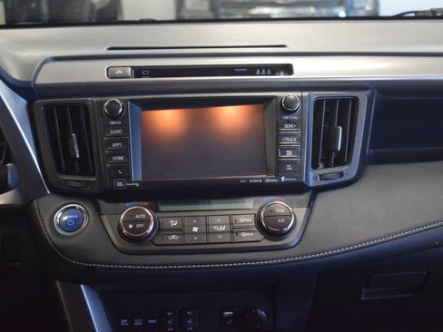 Used 2018 Toyota RAV4 Limited w/ Advanced Technology Package AWD/4WD image 35