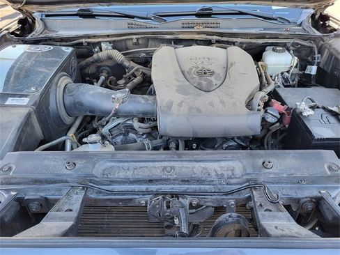 Used 2021 Toyota Tacoma 4x4 Double Cab image 24