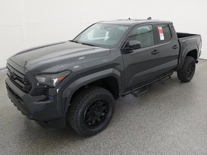 New 2025 Toyota Tacoma SR5