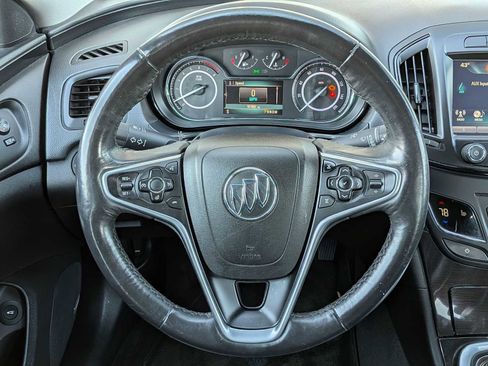 Used 2016 Buick Regal Premium image 21