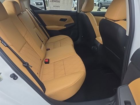 New 2025 Nissan Sentra SV w/ SV Premium Package image 29