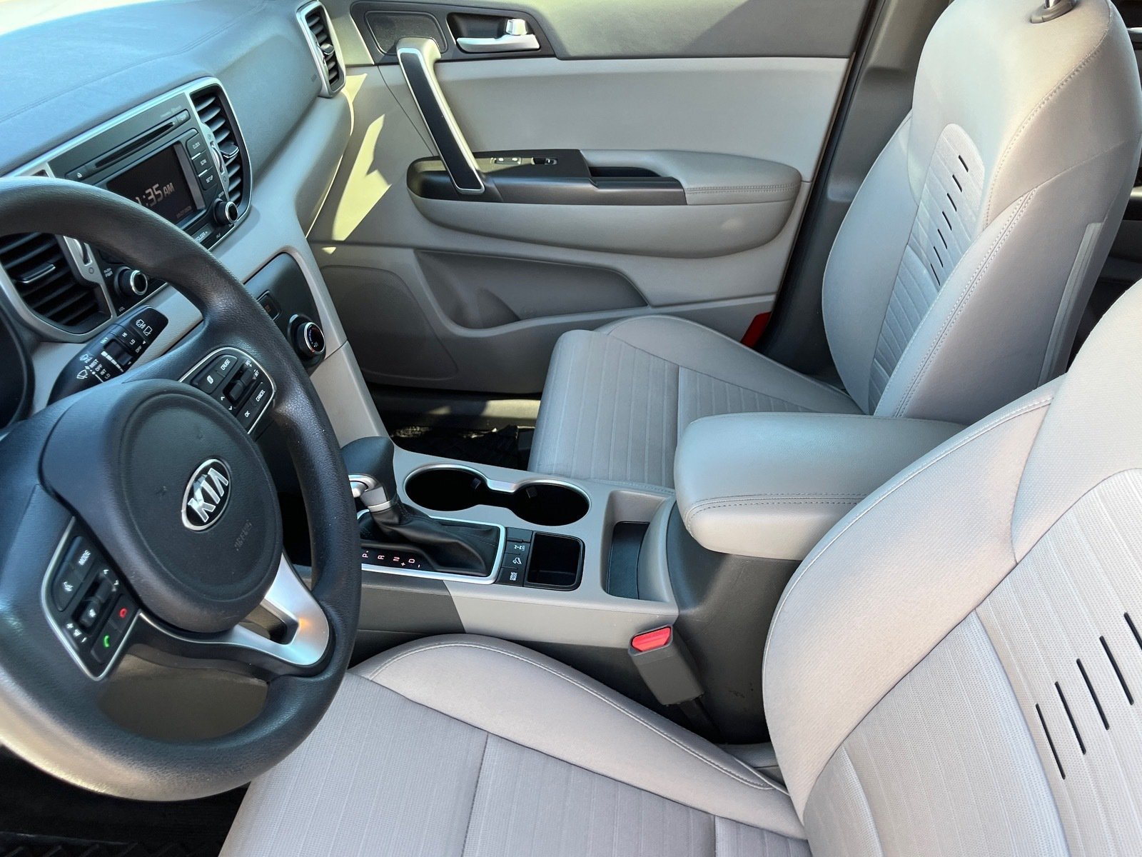 Used 2018 Kia Sportage LX AWD/4WD image 17