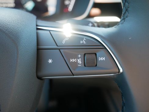 New 2025 Audi Q3 2.0T Premium image 15