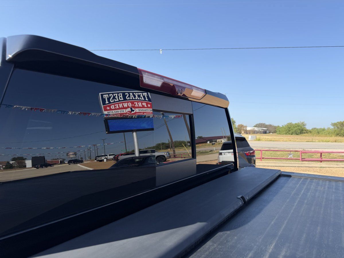 Used 2024 GMC Sierra 2500 AT4 w/ AT4 Premium Plus Package AWD/4WD image 23