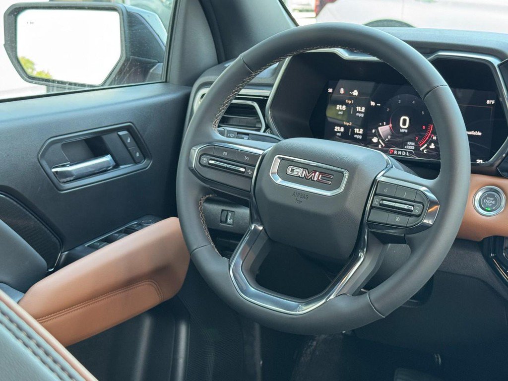 New 2026 GMC Canyon AT4 AWD/4WD image 11