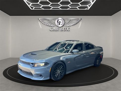 Used 2019 Dodge Charger Scat Pack w/ Plus Group image 2