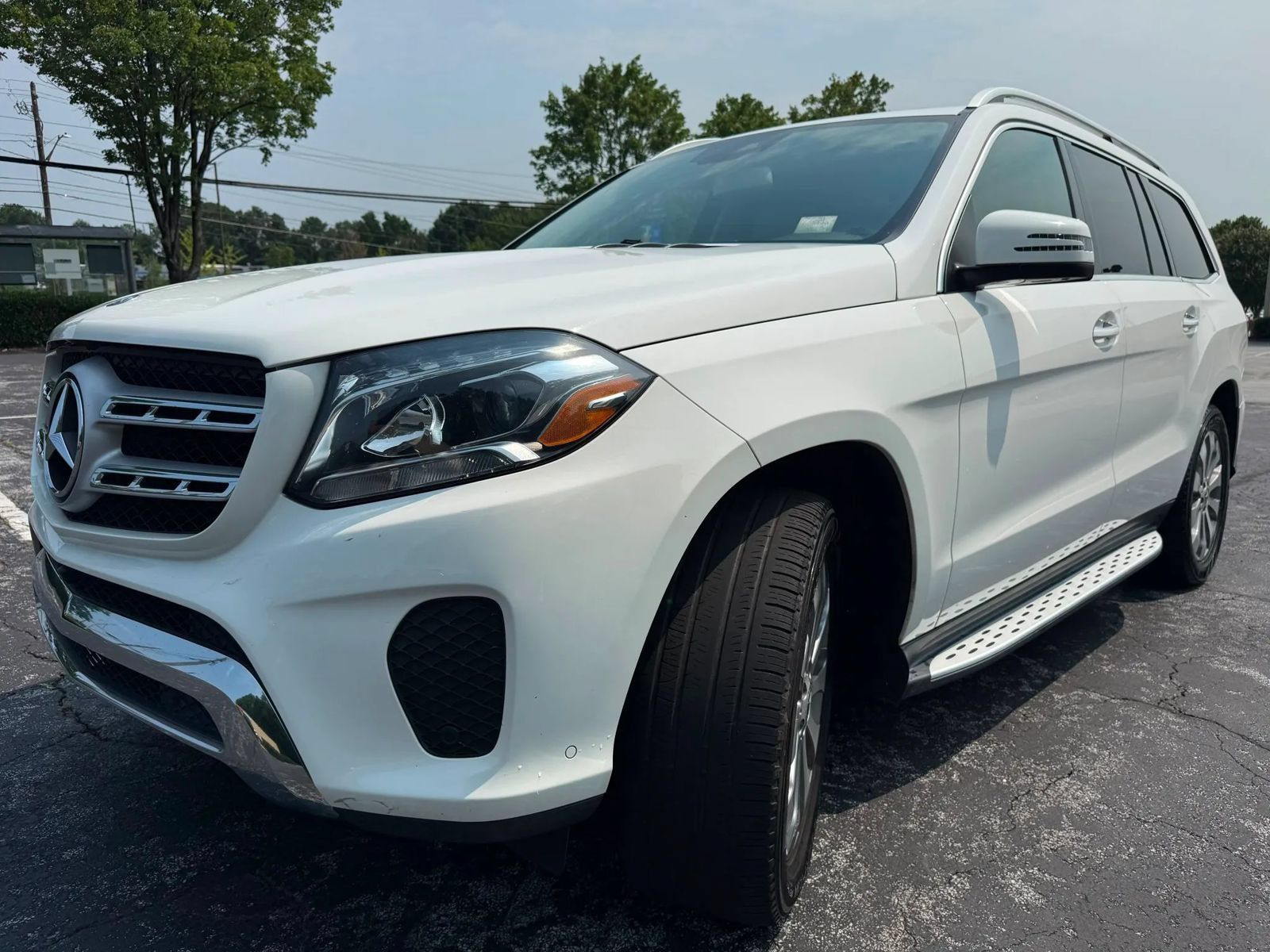 Used 2017 Mercedes-Benz GLS 450 4MATIC image 2