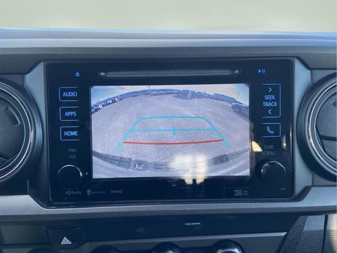 Used 2019 Toyota Tacoma TRD Sport AWD/4WD image 24