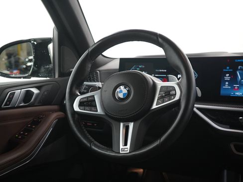 Used 2025 BMW X5 M60i AWD/4WD image 14