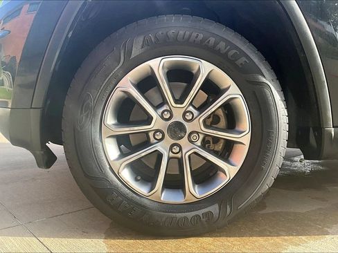 Used 2015 Jeep Grand Cherokee Limited RWD image 11