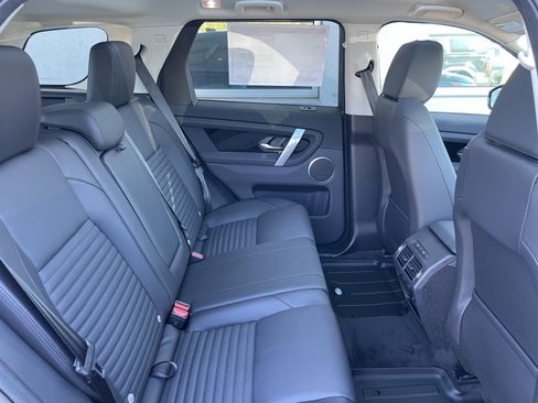 Certified 2024 Land Rover Discovery Sport S image 31