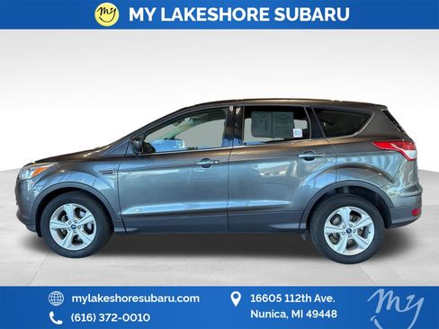 Used 2015 Ford Escape SE image 4