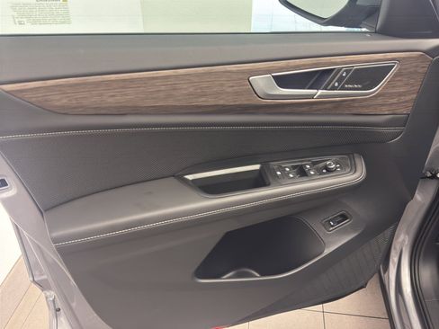 New 2025 Volkswagen Atlas SEL Premium R-Line image 8