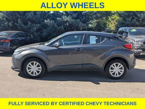 Used 2021 Toyota C-HR LE FWD image 8