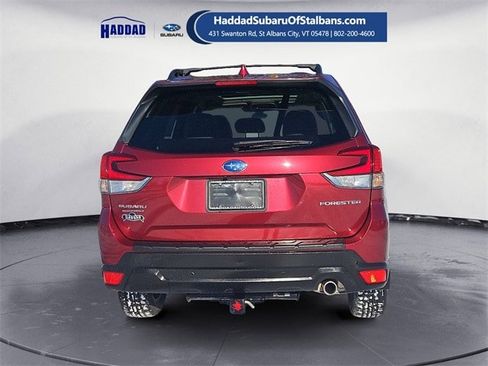 Used 2022 Subaru Forester Limited image 4