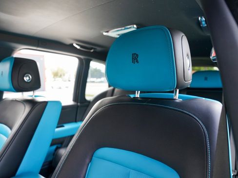 Used 2022 Rolls-Royce Cullinan image 14