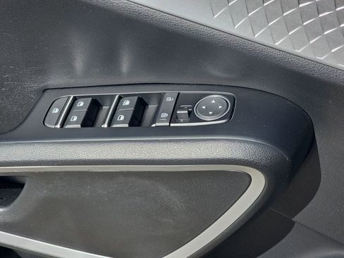Used 2024 Kia Soul LX w/ Option Group 015 FWD image 27