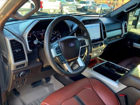 Used 2022 Ford F250 King Ranch w/ King Ranch Ultimate Package AWD/4WD image 17