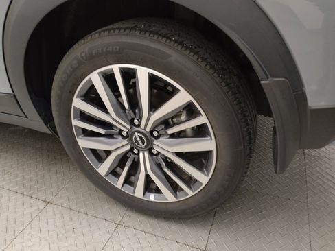 Used 2024 Nissan Kicks SV FWD image 31